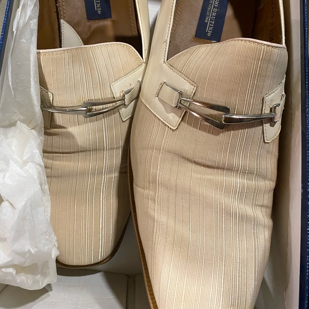 Giorgio Brutini Cream Dress Shoes